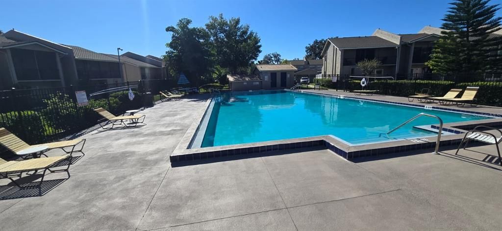 出租: $2,275 (3 贝兹, 2 浴室, 1565 平方英尺)