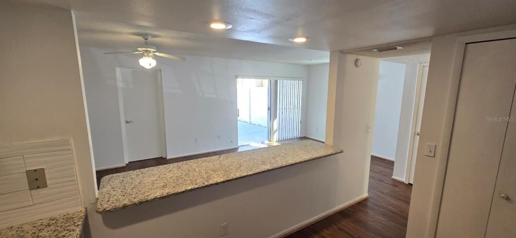 出租: $2,275 (3 贝兹, 2 浴室, 1565 平方英尺)