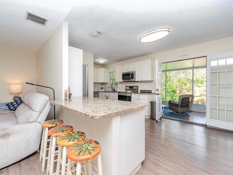 Active With Contract: $525,000 (3 beds, 2 baths, 1438 Square Feet)