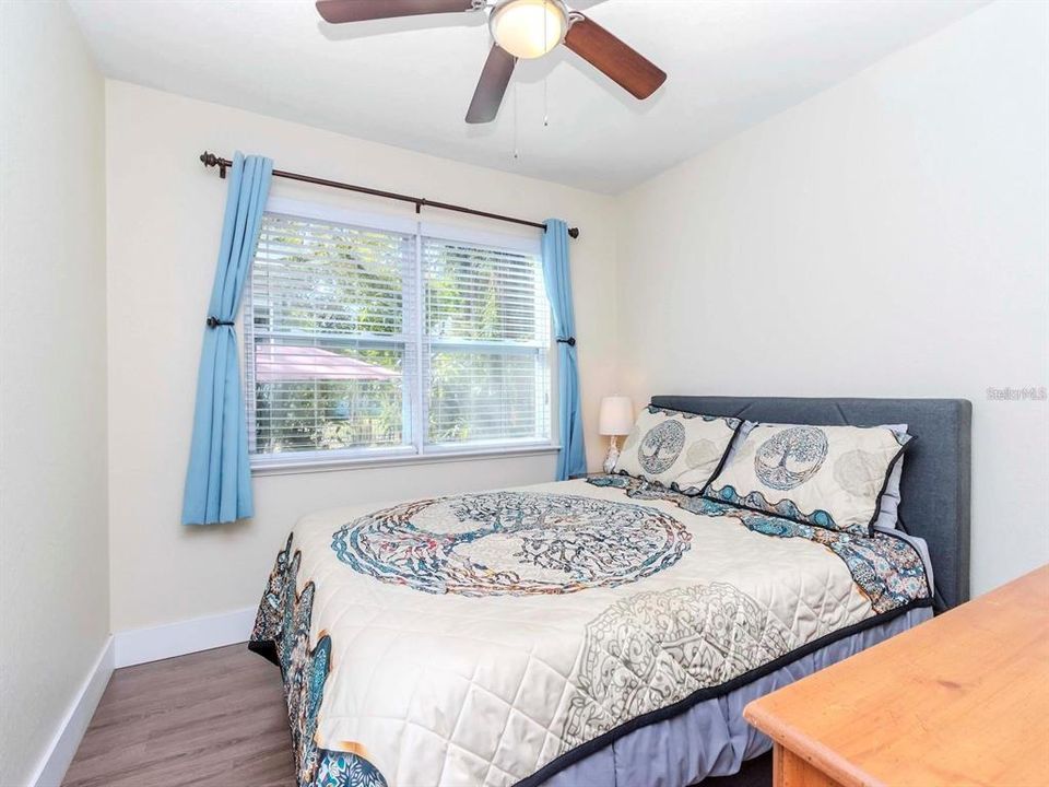 Active With Contract: $525,000 (3 beds, 2 baths, 1438 Square Feet)