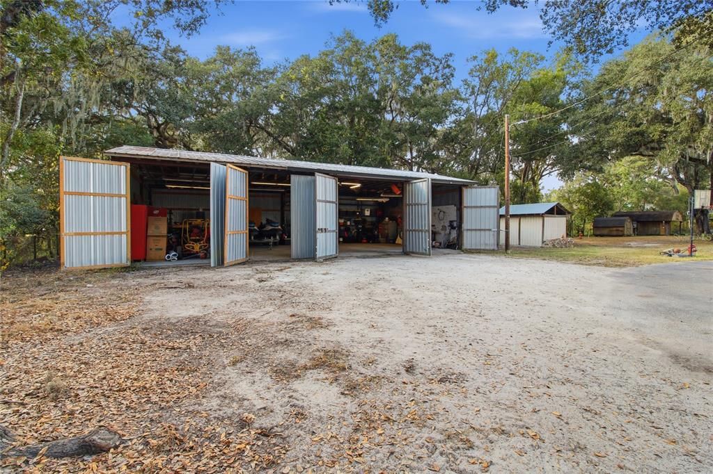 For Sale: $460,000 (4 beds, 2 baths, 1436 Square Feet)