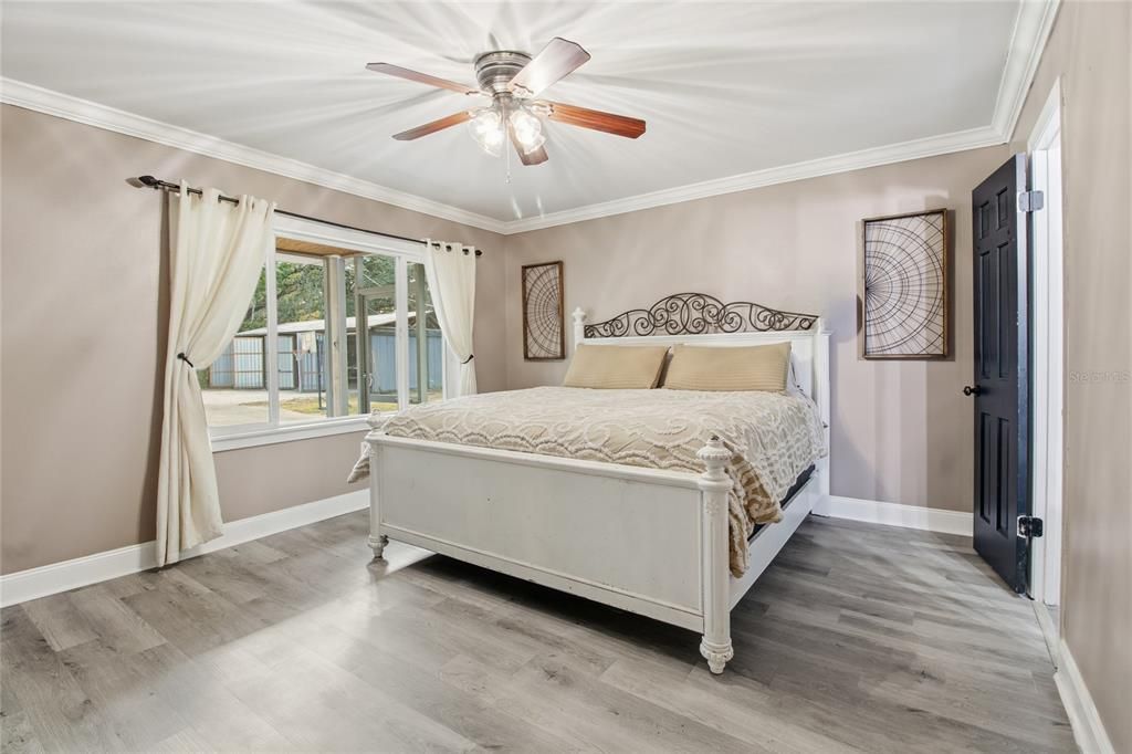 For Sale: $460,000 (4 beds, 2 baths, 1436 Square Feet)