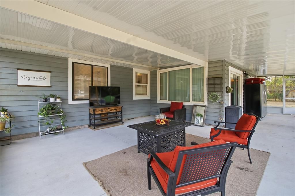 For Sale: $460,000 (4 beds, 2 baths, 1436 Square Feet)