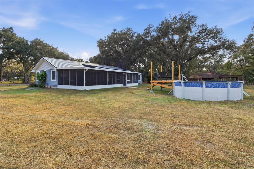 For Sale: $460,000 (4 beds, 2 baths, 1436 Square Feet)