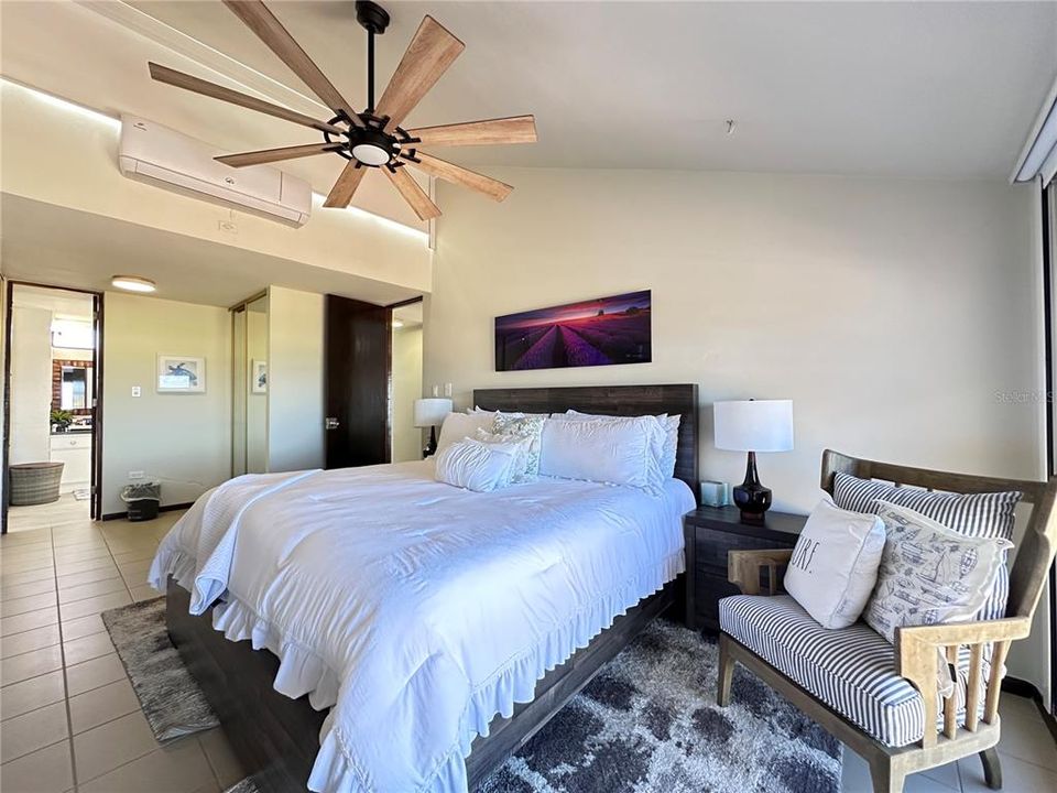 For Sale: $710,000 (4 beds, 2 baths, 2650 Square Feet)