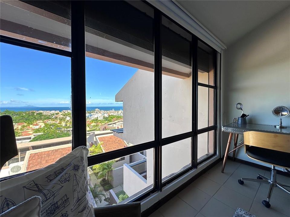 For Sale: $710,000 (4 beds, 2 baths, 2650 Square Feet)