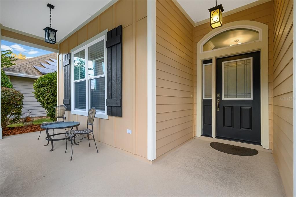 For Sale: $349,900 (3 beds, 2 baths, 1572 Square Feet)