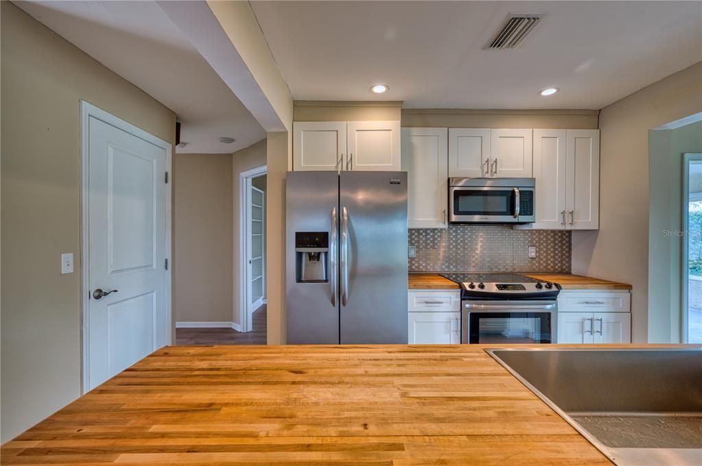 待售: $315,000 (3 贝兹, 2 浴室, 1692 平方英尺)