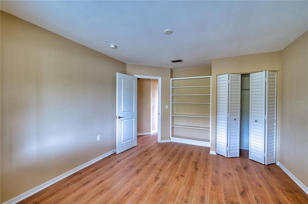 待售: $315,000 (3 贝兹, 2 浴室, 1692 平方英尺)