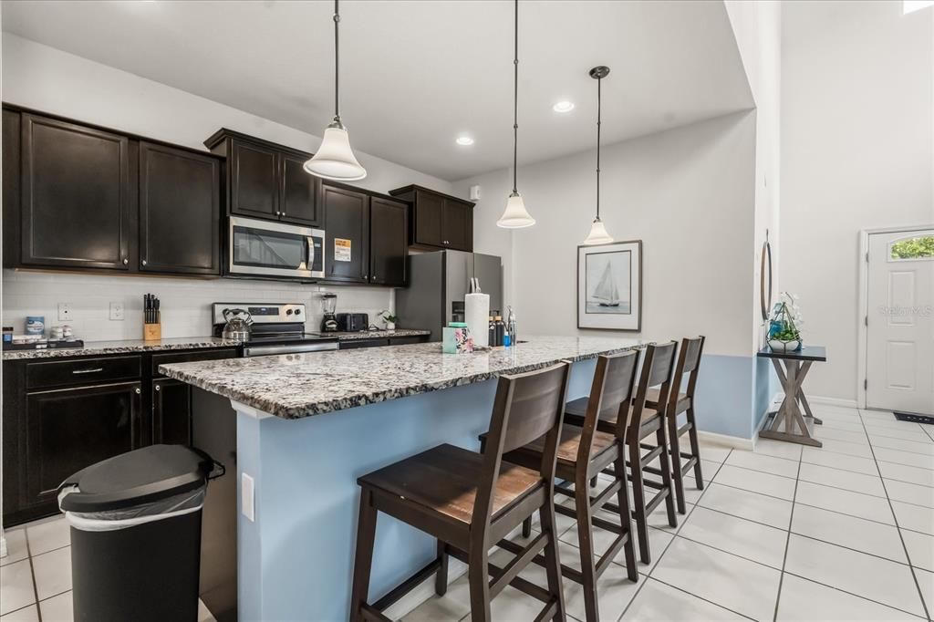 待售: $595,000 (6 贝兹, 4 浴室, 3142 平方英尺)