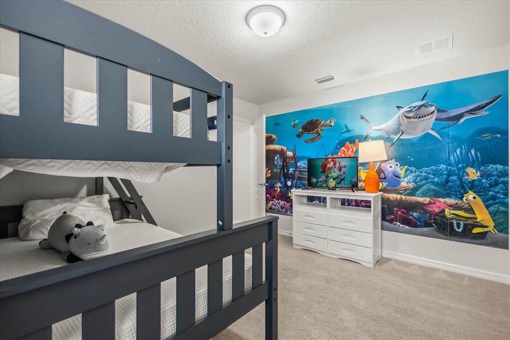 待售: $595,000 (6 贝兹, 4 浴室, 3142 平方英尺)