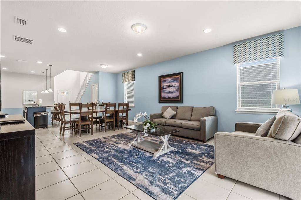 待售: $595,000 (6 贝兹, 4 浴室, 3142 平方英尺)