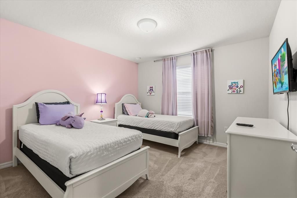 待售: $595,000 (6 贝兹, 4 浴室, 3142 平方英尺)