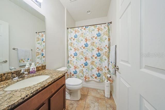 待售: $415,000 (4 贝兹, 2 浴室, 2346 平方英尺)