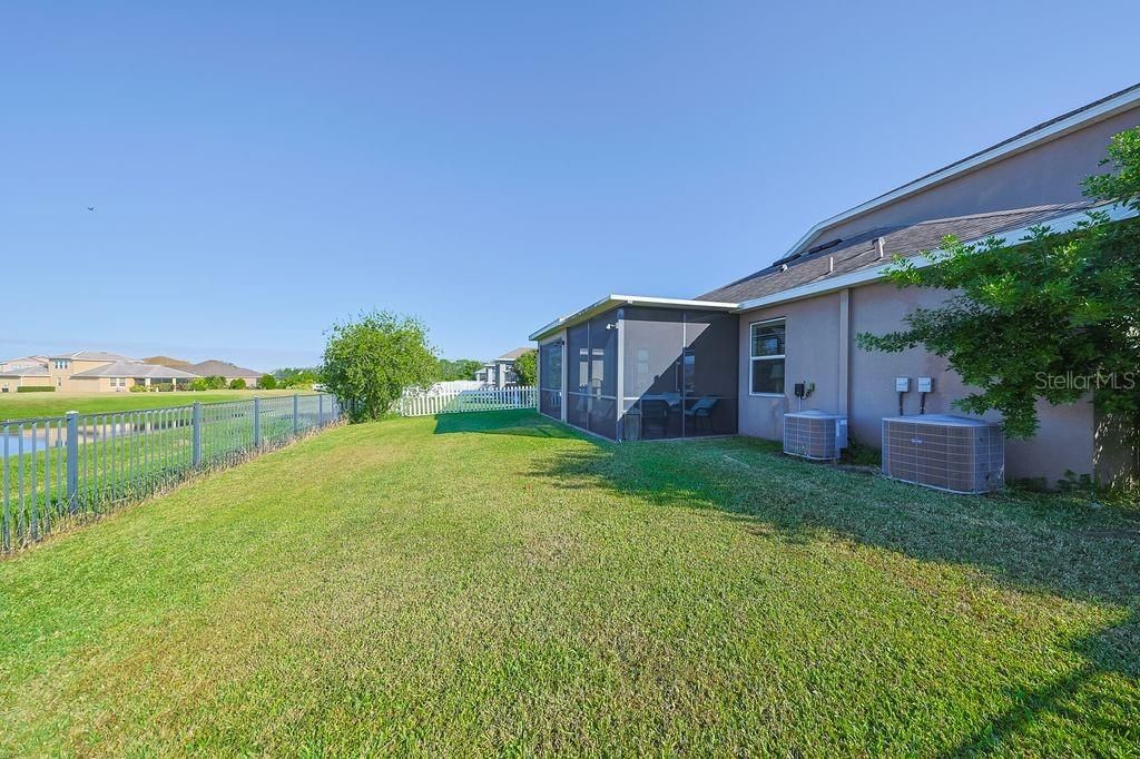 待售: $415,000 (4 贝兹, 2 浴室, 2346 平方英尺)