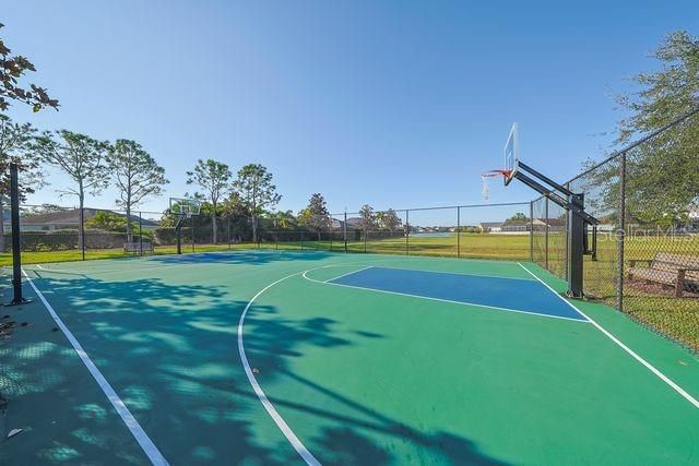 待售: $415,000 (4 贝兹, 2 浴室, 2346 平方英尺)