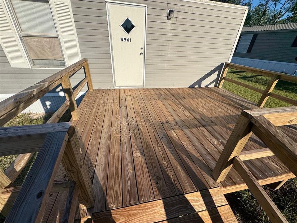 For Sale: $129,000 (2 beds, 1 baths, 672 Square Feet)