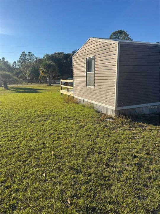 For Sale: $129,000 (2 beds, 1 baths, 672 Square Feet)