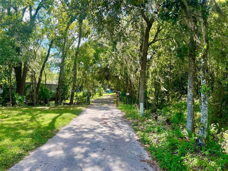 En Venta: $999,900 (1.98 acres)