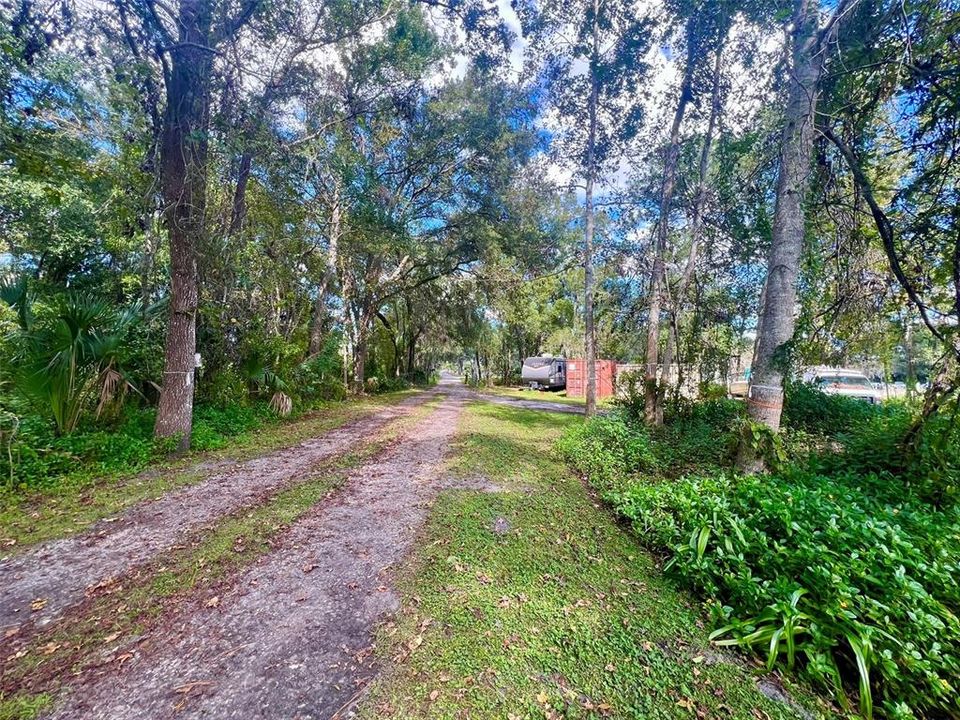 En Venta: $999,900 (1.98 acres)