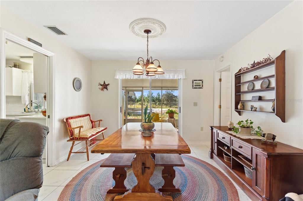 For Sale: $340,000 (3 beds, 2 baths, 1741 Square Feet)