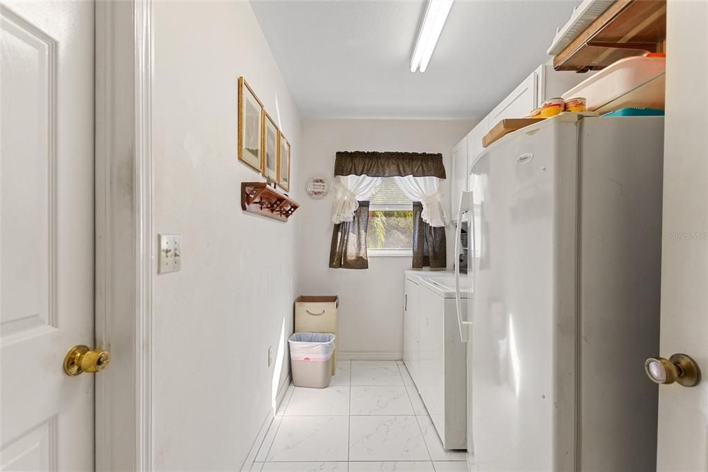 For Sale: $340,000 (3 beds, 2 baths, 1741 Square Feet)