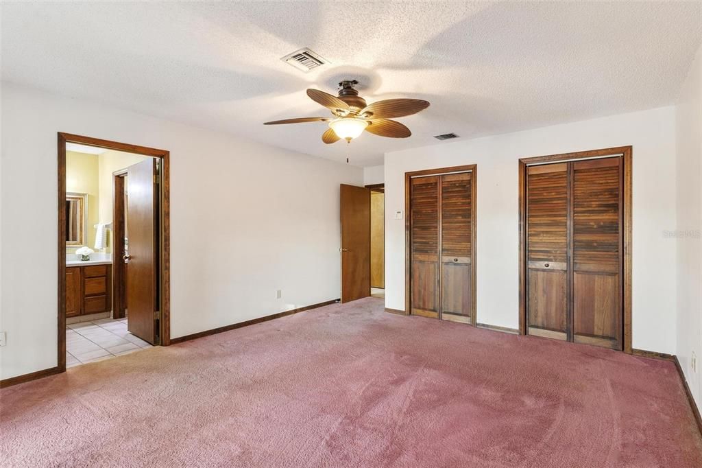 待售: $439,000 (3 贝兹, 2 浴室, 2027 平方英尺)