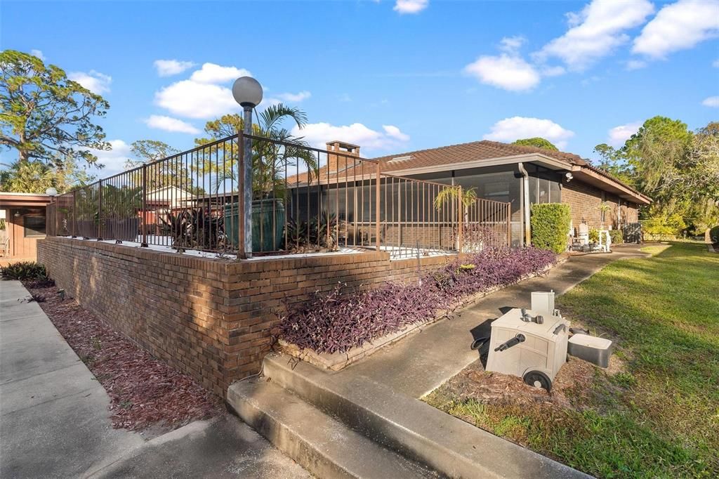 待售: $439,000 (3 贝兹, 2 浴室, 2027 平方英尺)