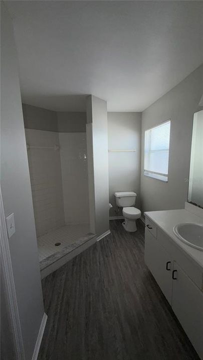 出租: $1,850 (3 贝兹, 2 浴室, 1225 平方英尺)