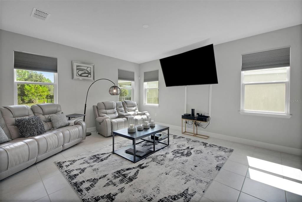 待售: $355,000 (3 贝兹, 2 浴室, 1909 平方英尺)