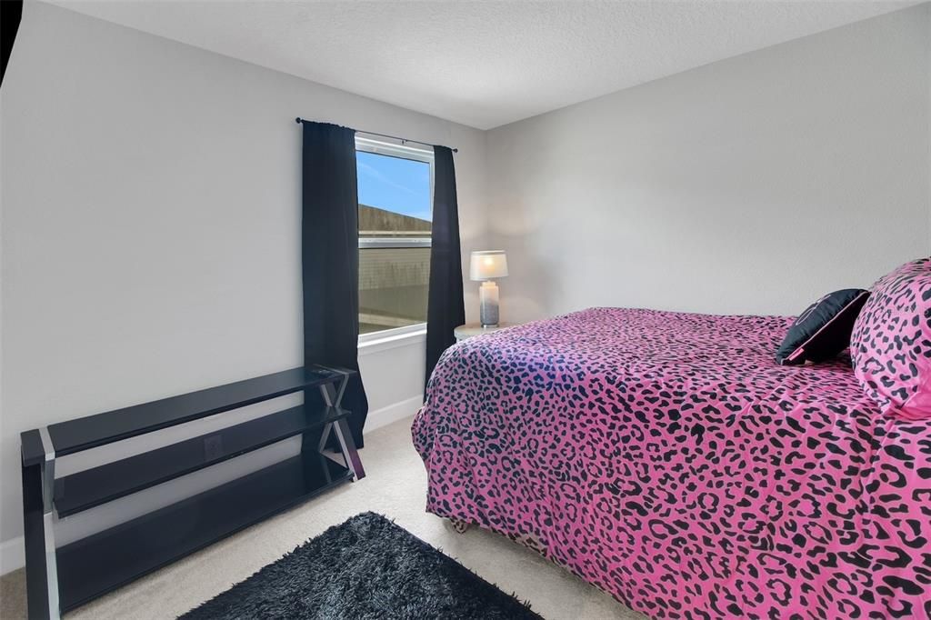 待售: $355,000 (3 贝兹, 2 浴室, 1909 平方英尺)