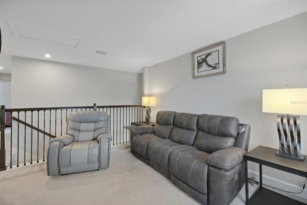 待售: $355,000 (3 贝兹, 2 浴室, 1909 平方英尺)