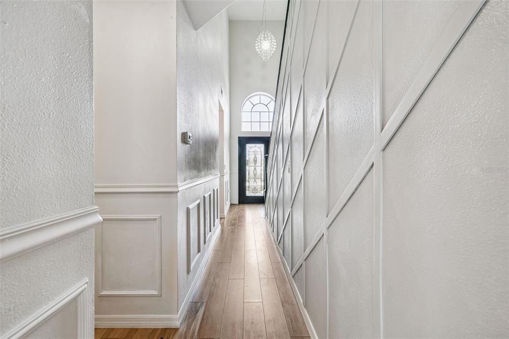 For Sale: $439,900 (6 beds, 2 baths, 3035 Square Feet)