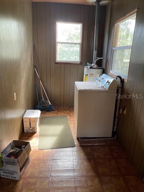 待售: $199,900 (3 贝兹, 1 浴室, 936 平方英尺)