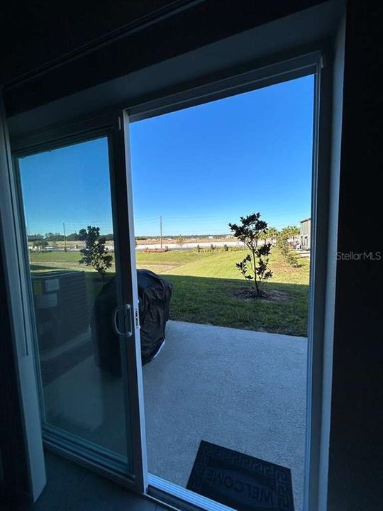 For Sale: $300,000 (3 beds, 2 baths, 1464 Square Feet)