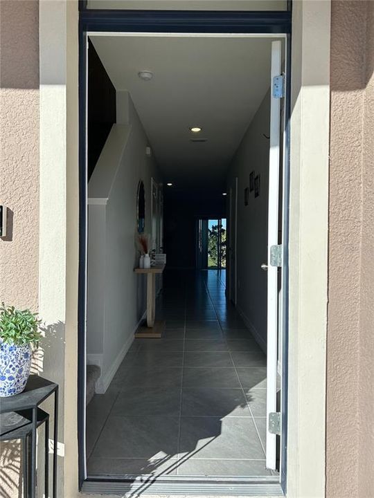 For Sale: $300,000 (3 beds, 2 baths, 1464 Square Feet)