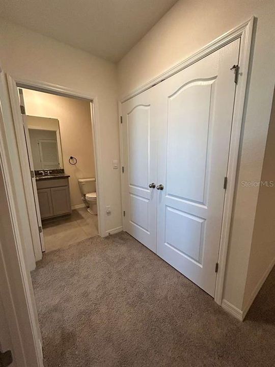 For Sale: $300,000 (3 beds, 2 baths, 1464 Square Feet)