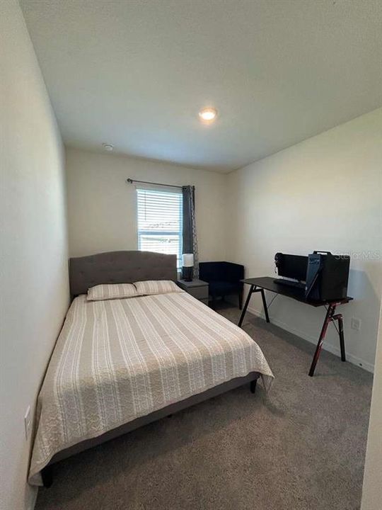 For Sale: $300,000 (3 beds, 2 baths, 1464 Square Feet)