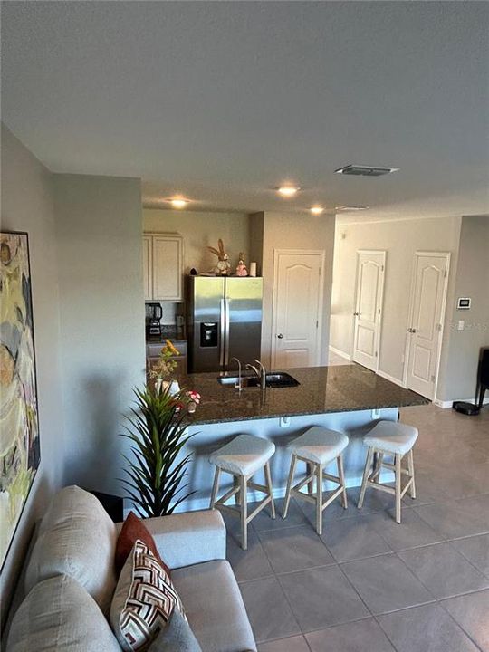 For Sale: $300,000 (3 beds, 2 baths, 1464 Square Feet)