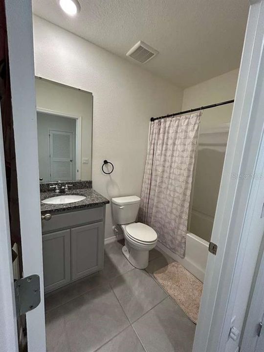 For Sale: $300,000 (3 beds, 2 baths, 1464 Square Feet)