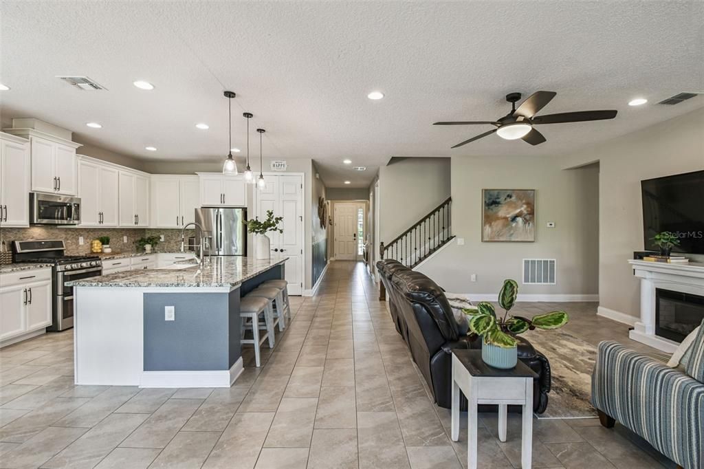 待售: $645,000 (4 贝兹, 4 浴室, 2958 平方英尺)