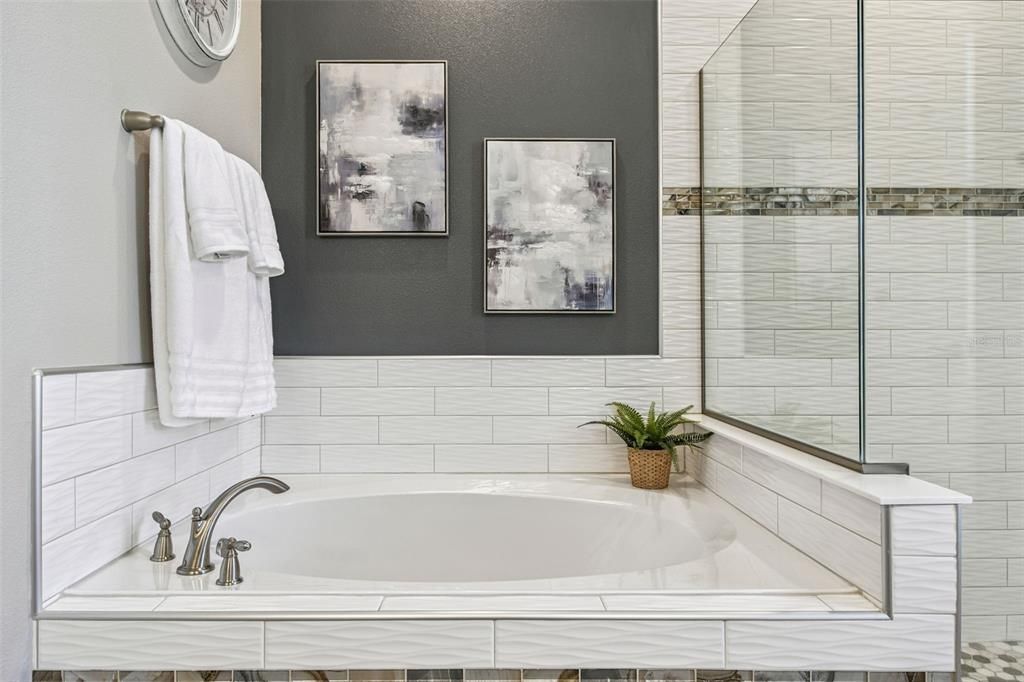 待售: $645,000 (4 贝兹, 4 浴室, 2958 平方英尺)