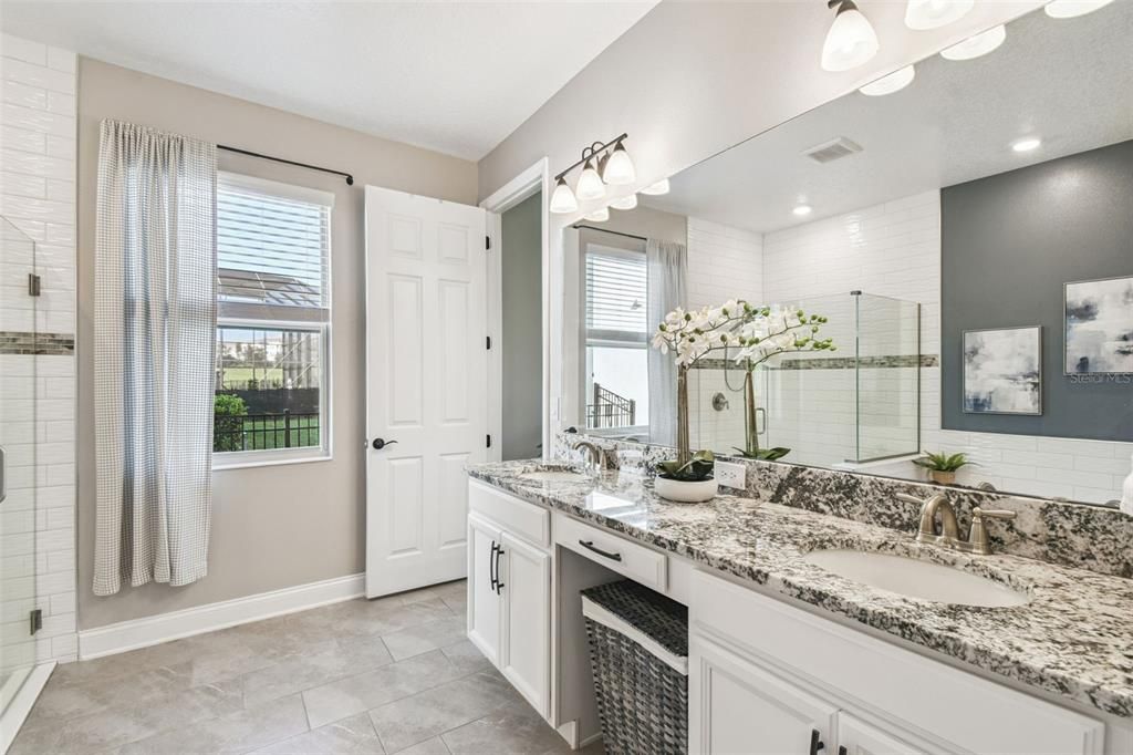 待售: $645,000 (4 贝兹, 4 浴室, 2958 平方英尺)