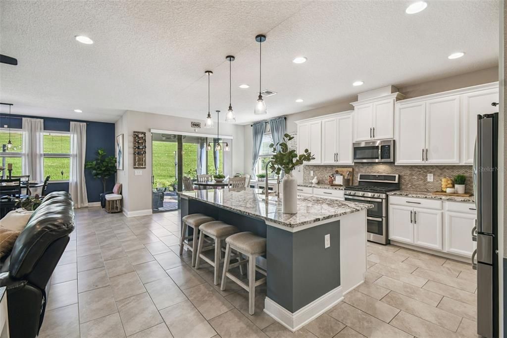 待售: $645,000 (4 贝兹, 4 浴室, 2958 平方英尺)