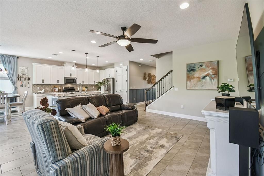 待售: $645,000 (4 贝兹, 4 浴室, 2958 平方英尺)