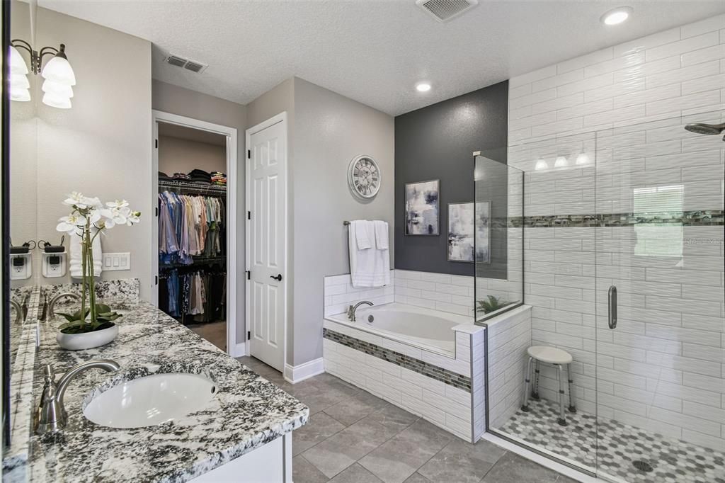 待售: $645,000 (4 贝兹, 4 浴室, 2958 平方英尺)