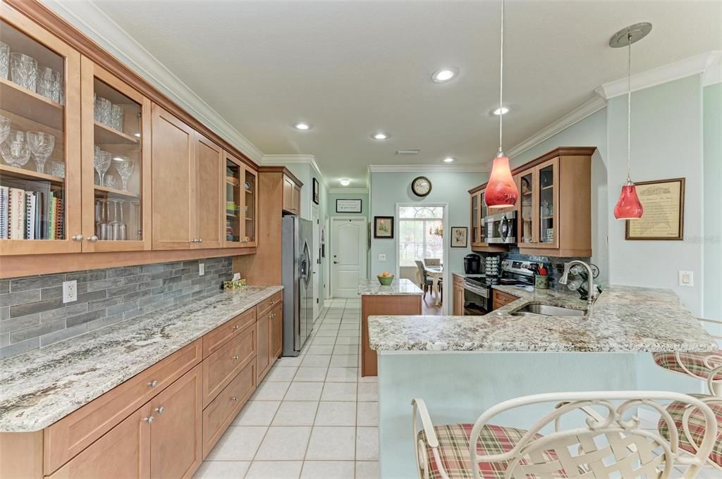 待售: $559,900 (3 贝兹, 3 浴室, 2365 平方英尺)