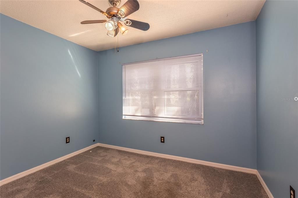 На продажу: $239,900 (2 спален, 2 ванн, 1058 Квадратных фут)