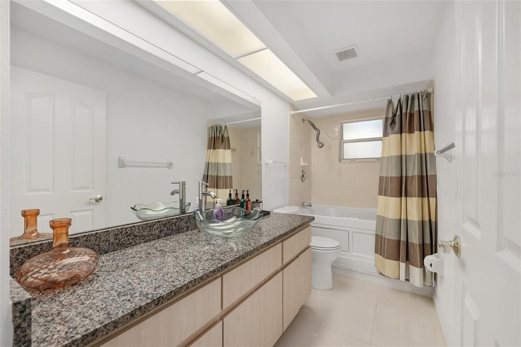 For Sale: $715,000 (3 beds, 3 baths, 2557 Square Feet)