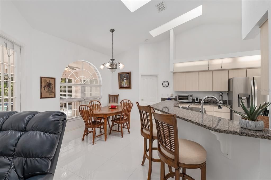 For Sale: $715,000 (3 beds, 3 baths, 2557 Square Feet)